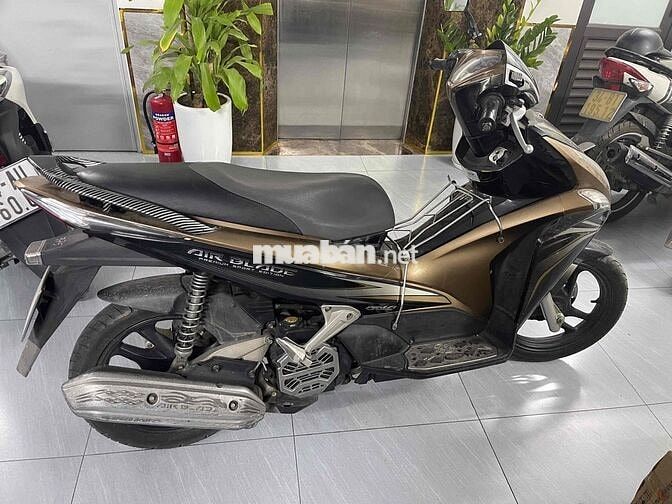 Honda Airblade 110cc 2012 Nâu đen