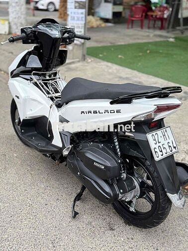 Honda Air Blade 2017 Trắng đen