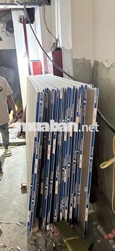 tìm thợ hoặc phụ Trần thạch cao