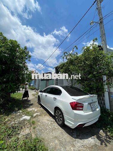 Chính chủ bán nhà 100m2 full thổ, cách phà 2.5km; 2,55tỷ, k trung gian