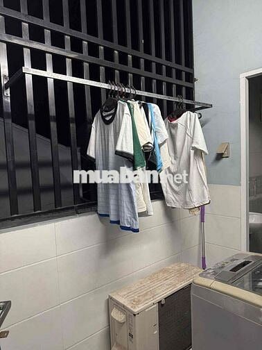 Nhà Mới Hẻm Gần Chợ Bà Bộ 2pn 2máy lạnh 2 wc