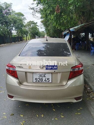 Toyota Vios J 2015 Vàng cát