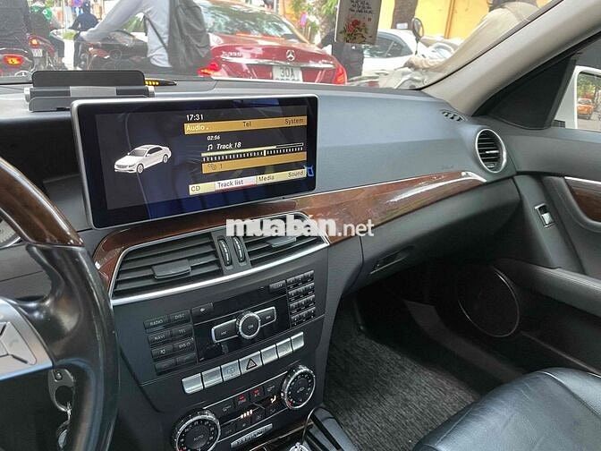 Mercedes-Benz C250 2011 màu trắng
