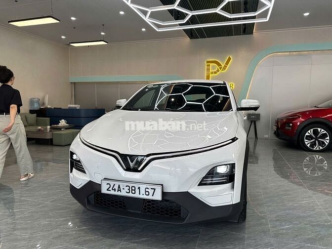 Xe điện VinFast VF6 Plus 2025 Trắng