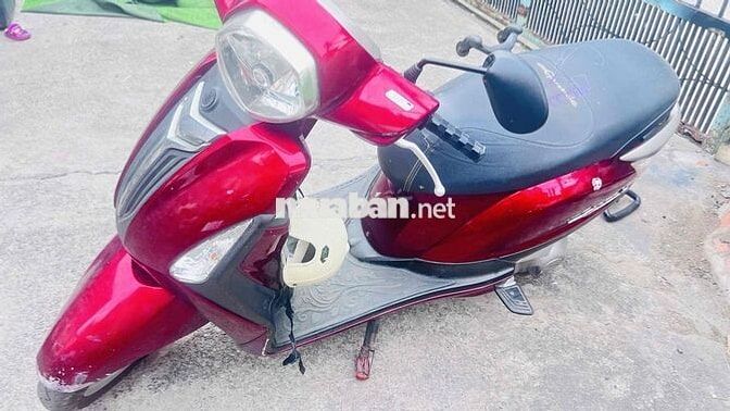 Yamaha Grande màu Đỏ siêu êm tiết kiệm nhiên liệu