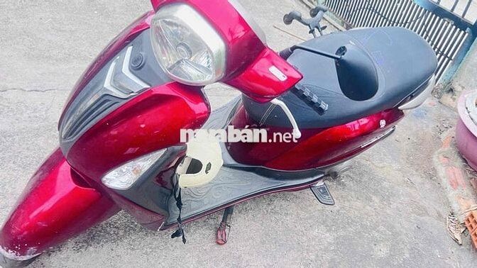 Yamaha Grande màu Đỏ siêu êm tiết kiệm nhiên liệu