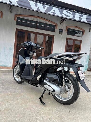 Honda SH 125 Đen bóng bán trả góp