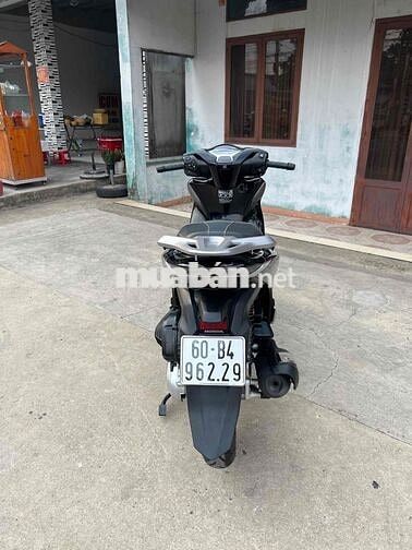 Honda SH 125 Đen bóng bán trả góp