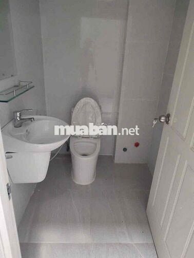 BÌNH TÂN - GIÁP KHU TÊN LỬA - NHÀ ĐẸP GIÁ RẺ 12TR - 2 LẦU - 3PN