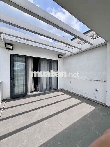 NHÀ ĐẸP 4 TẦNG HIỆN ĐẠI - CMT8 – CÁCH MẶT TIỀN CHỈ 30M – 82M2 Ô TÔ .