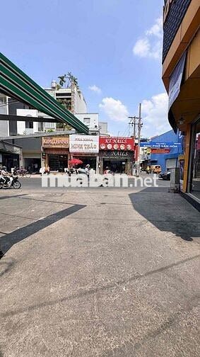 SÁT MT LẠC LONG QUÂN NHÀ MỚI HIỆN ĐẠI MÀ CHỈ NHỈNH 3Đ