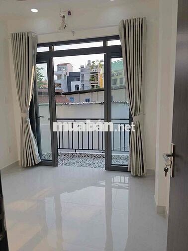 SÁT MT LẠC LONG QUÂN NHÀ MỚI HIỆN ĐẠI MÀ CHỈ NHỈNH 3Đ