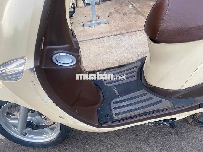 Yamaha Nozza màu Kem
