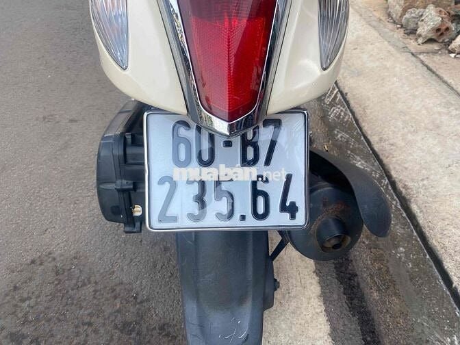Yamaha Nozza màu Kem