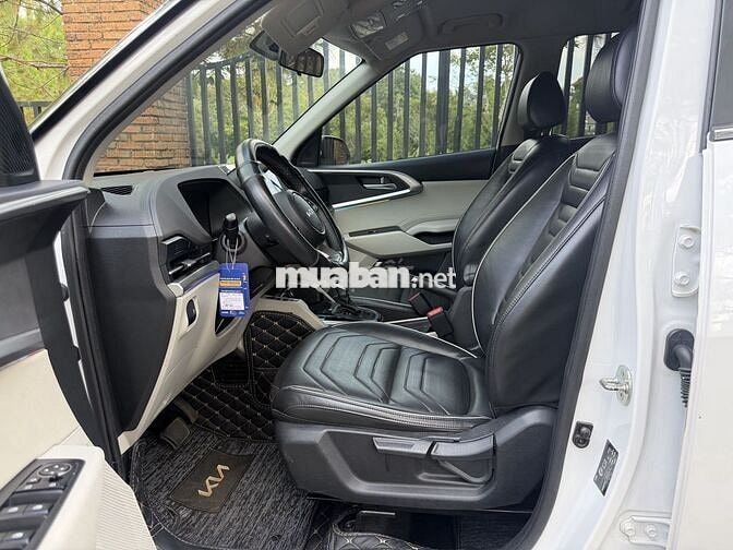 Kia Carens 2023 7 chỗ 51000km Trắng