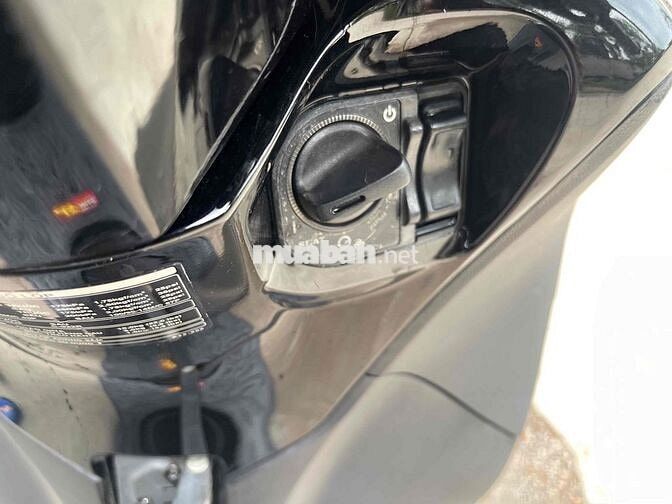 Honda SH Mode Bạc đen