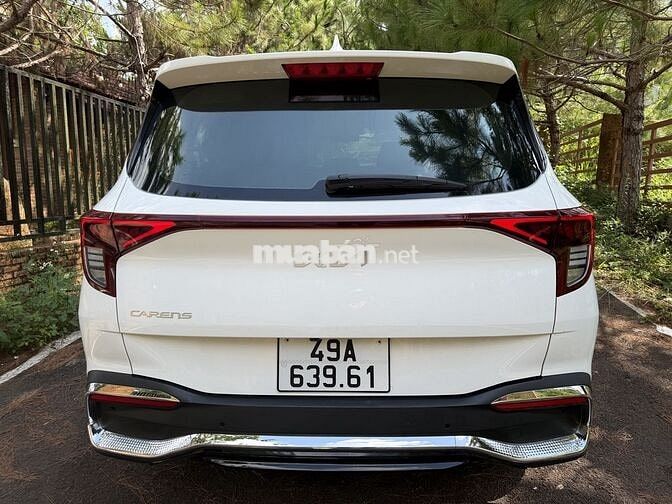 Kia Carens 2023 7 chỗ 51000km Trắng