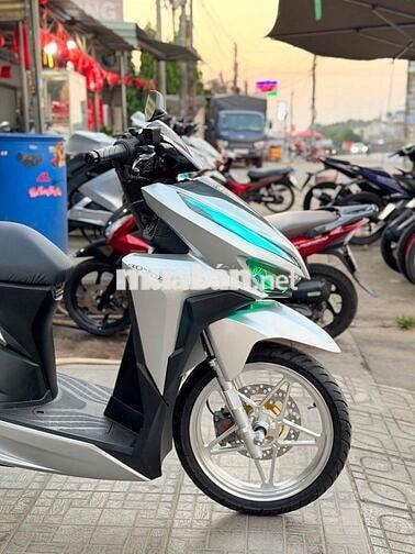 Honda Vario 150 Bạc nguyên zin