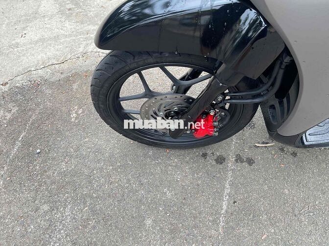 Honda SH Mode Bạc đen