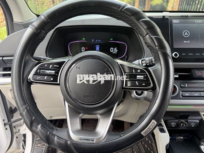 Kia Carens 2023 7 chỗ 51000km Trắng