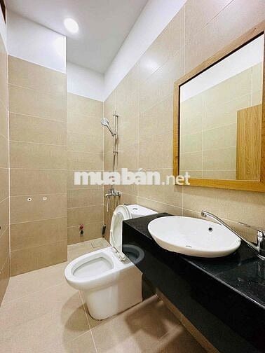 CHO THUÊ PHÒNG RỘNG BAN CÔNG NGAY LOTTE MART NGUYỄN VĂN LƯỢNG