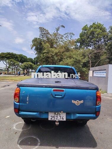 Bán Tải Mitsubishi Triton 2010 -2 cầu - số tự động