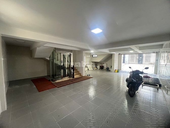 BIỆT THỰ BÊN SÔNG HẦM 4 TẦNG CÓ THANG MÁY DTSD 450M2 GIÁ 33TR LIỀN KỀ 