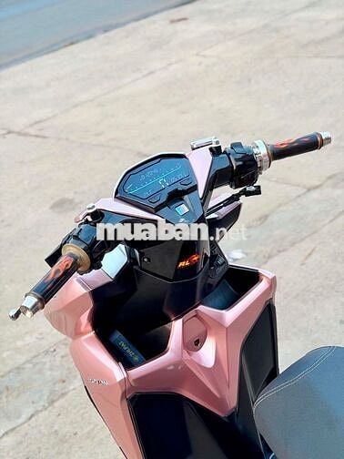 Honda Vario 150 Hồng Nguyên zin