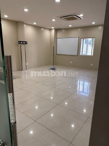 BIỆT THỰ BÊN SÔNG HẦM 4 TẦNG CÓ THANG MÁY DTSD 450M2 GIÁ 33TR LIỀN KỀ 