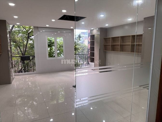 BIỆT THỰ BÊN SÔNG HẦM 4 TẦNG CÓ THANG MÁY DTSD 450M2 GIÁ 33TR LIỀN KỀ 