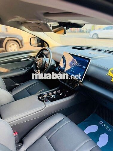 VINFAST VF 8 PLUS ECO ADAS MIỄN PHÍ SẠC ĐẾN 2027