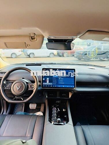 VINFAST VF 8 PLUS ECO ADAS MIỄN PHÍ SẠC ĐẾN 2027