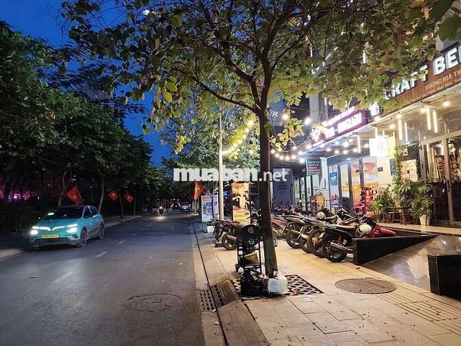 KẸT TIỀN CẦN BÁN GẤP SHOPHOUSE ĐÃ CÓ SỔ - THU HỒI VỐN,CÓ SẴN DÒNG TIỀN