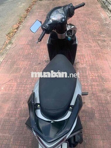 Honda Vision màu Bạc