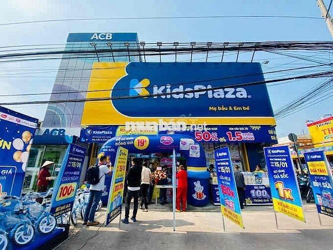 MB ÂU CƠ ĐỐI DIỆN CHỢ HOÀ KHÁNH , NGANG :8M CỰC ĐẸP