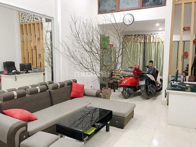 Bán nhà phố Đỗ Quang, Cầu Giấy 43m, 6 tầng, mt 4.5m. Giá: 18.9 tỷ
