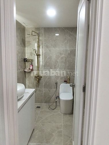Cho thuê căn hộ 3p ngủ C/c Phúc Yên giá 11tr/th. có nội thất