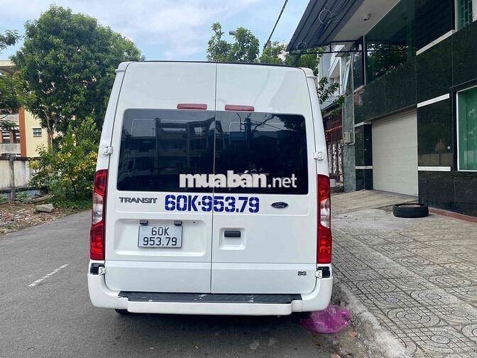 Ford Transit 2018 10 chỗ Trắng