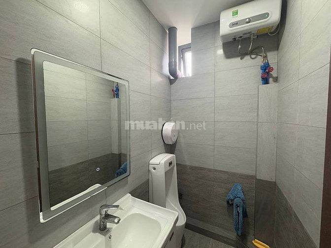 Cho thuê nhà Thảo Điền Q2, hầm 4 lầu, phù hợp spa, văn phòng, 220tr/th
