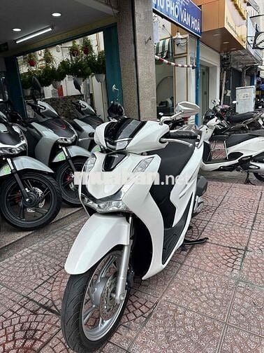 SH 160i ABS 2023 Trắng Đen 3423 km BSTP Chính Chủ