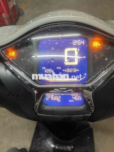 SH 125 ABS 2024 Xám 4000km biển TP ngay chủ ký