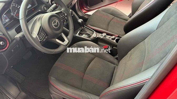 Mazda 2 Đỏ 5 chỗ Số tự động bản cao cấp 2026