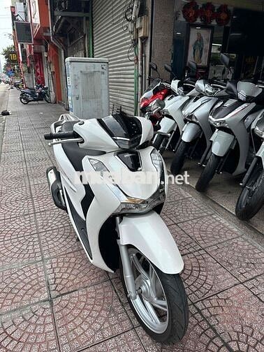 SH 160i ABS 2023 Trắng Đen 3423 km BSTP Chính Chủ