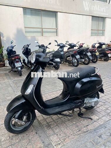 Piaggio Vespa LX 
