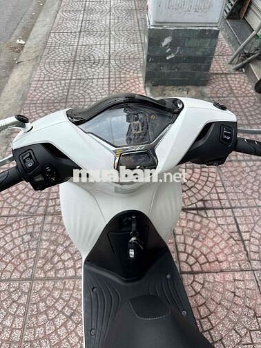 SH 160i ABS 2023 Trắng Đen 3423 km BSTP Chính Chủ
