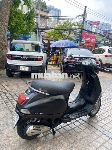 Piaggio Vespa LX 