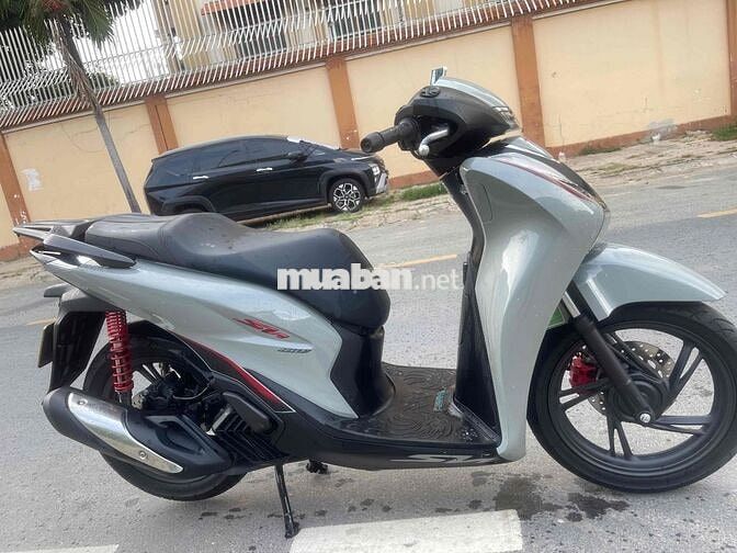 SH 125 ABS 2024 Xám 4000km biển TP ngay chủ ký