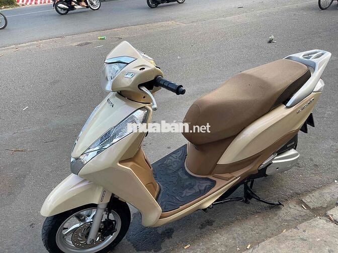 Honda Lead 2013 Vàng kem