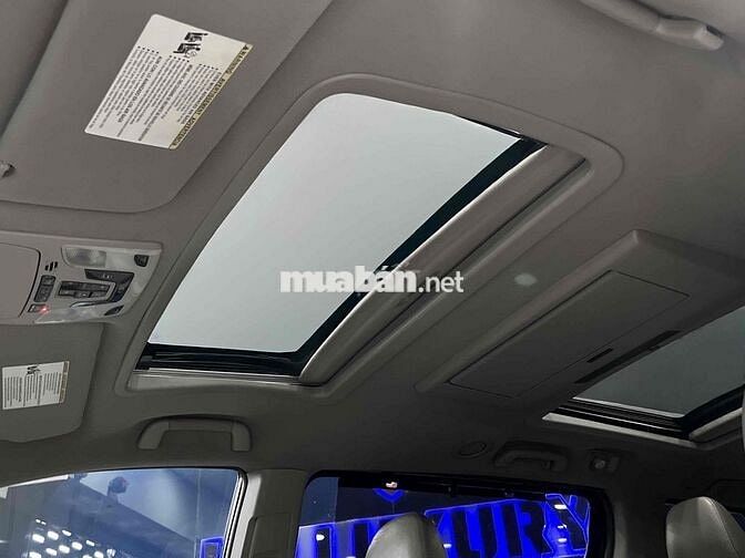 Toyota Sienna Model 2012 Limited 3.5