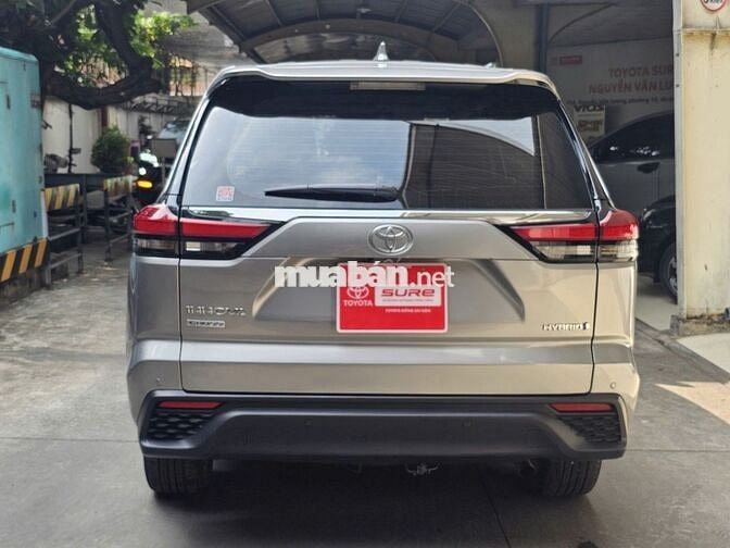 INNOVA CROSS HYBRID 2024- 11.000km- TT 270tr